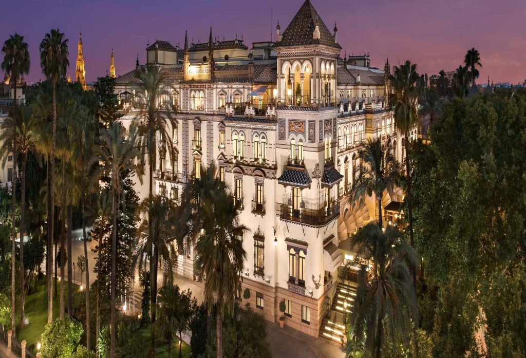 Luxury Abounds: Indulge in Opulence at Italy’s Finest Hotels